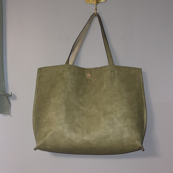 Sage Green Vegan Leather Bag Large - Picture 5 of 10